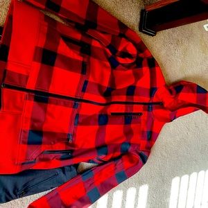 Burton ski/snowboard jacket red and black checkered Size large likebrand new